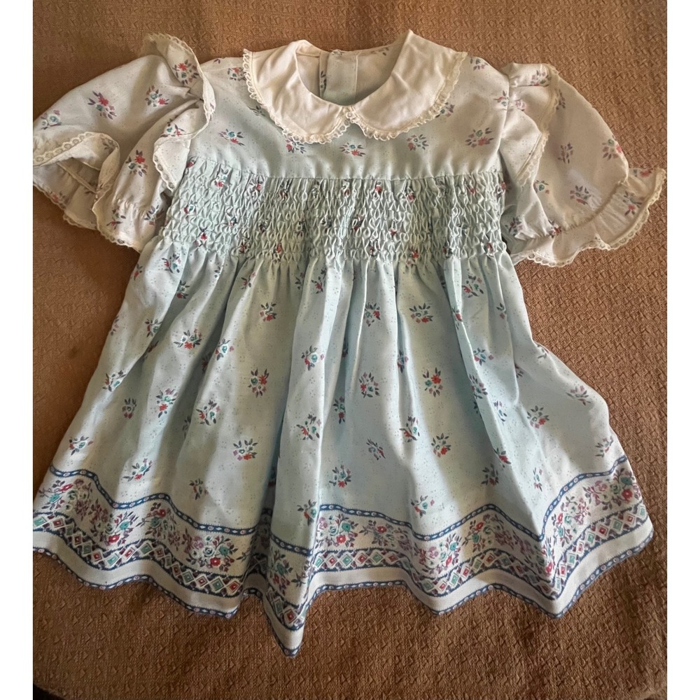 Vintage 2T/3T  Blue Floral Smocked Dress Peter Pan Collar Lace Trim